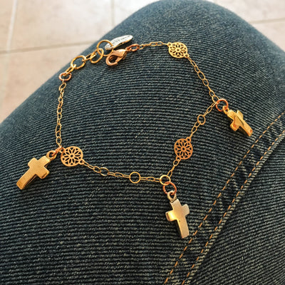 Cross Bracelet in Gold Plated Brass. Lucky Charm Bracelet, Charm Bracelet - Miraposa